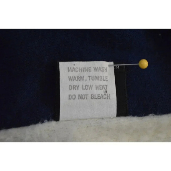 Vintage JCPenney Men's XL Sweater Cream & Navy 100% Acrylic Colorblock Design - Picture 6 of 6